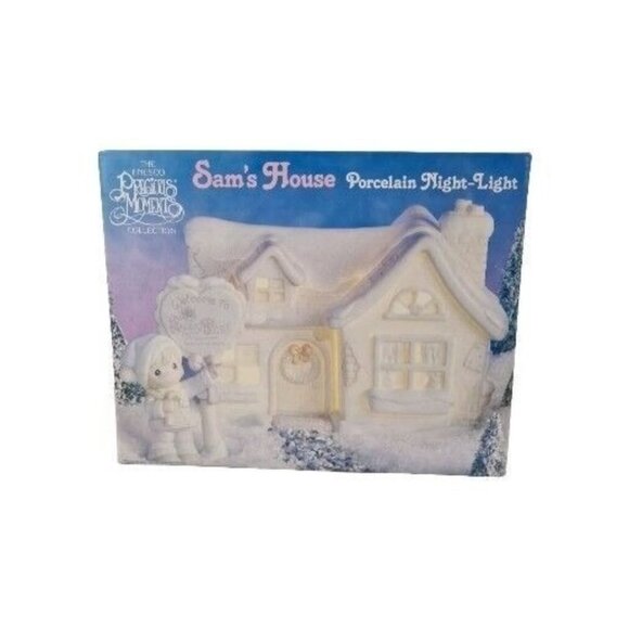 Precious Moments 529605 Sugar Town Sam's House Village Porcelain Night Light - Picture 1 of 9